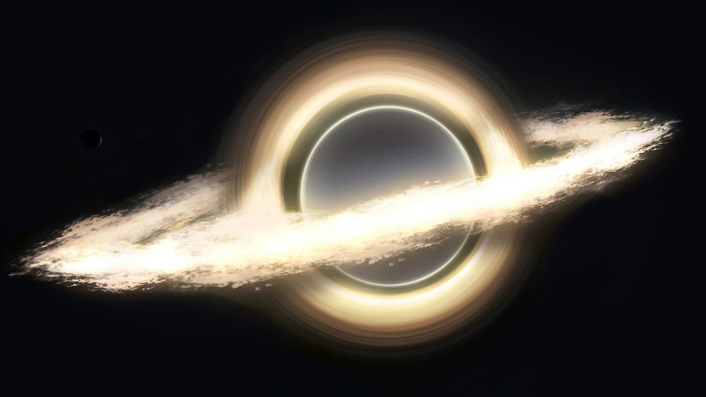 Планета на фоне аккреционного диска чёрной дыры в фильме Interstellar.