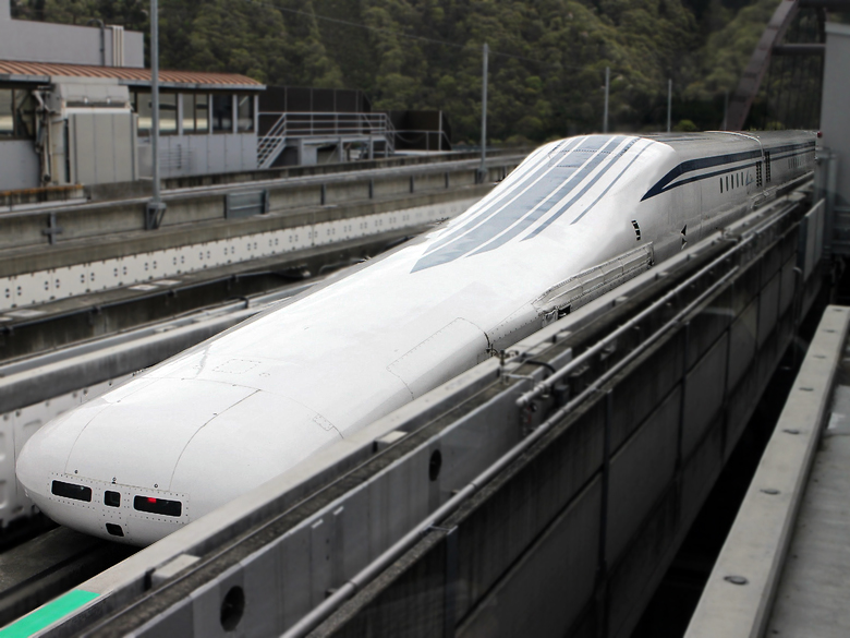 Самый быстрый поезд в мире - маглев JRC L0 (фото: phys.org).