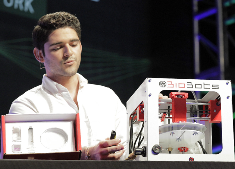 3D-принтер BioBots на нью-йоркской конференции (фото: techcrunch.com).