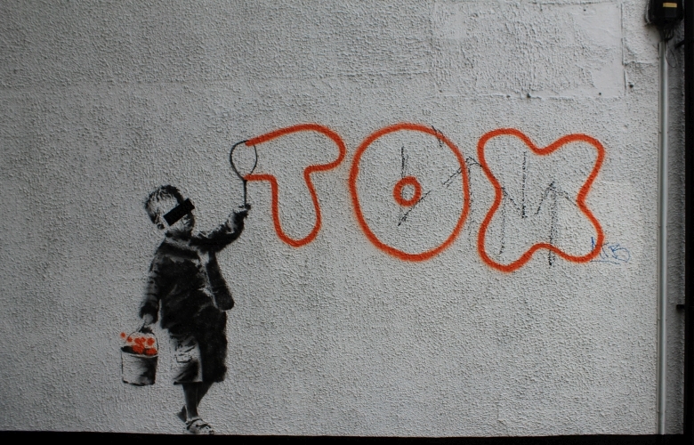 Tox - стрит-арт на улицах Лондона (фото: geostreetart.com).