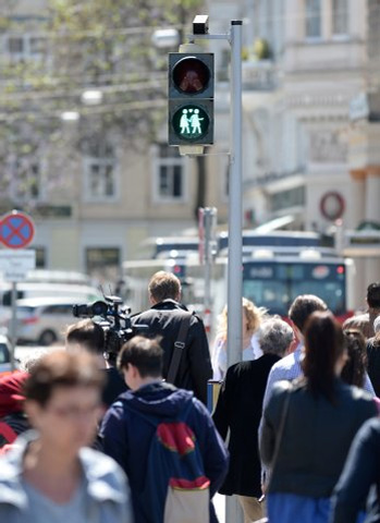 В Вене появились "толерантные" светофоры 