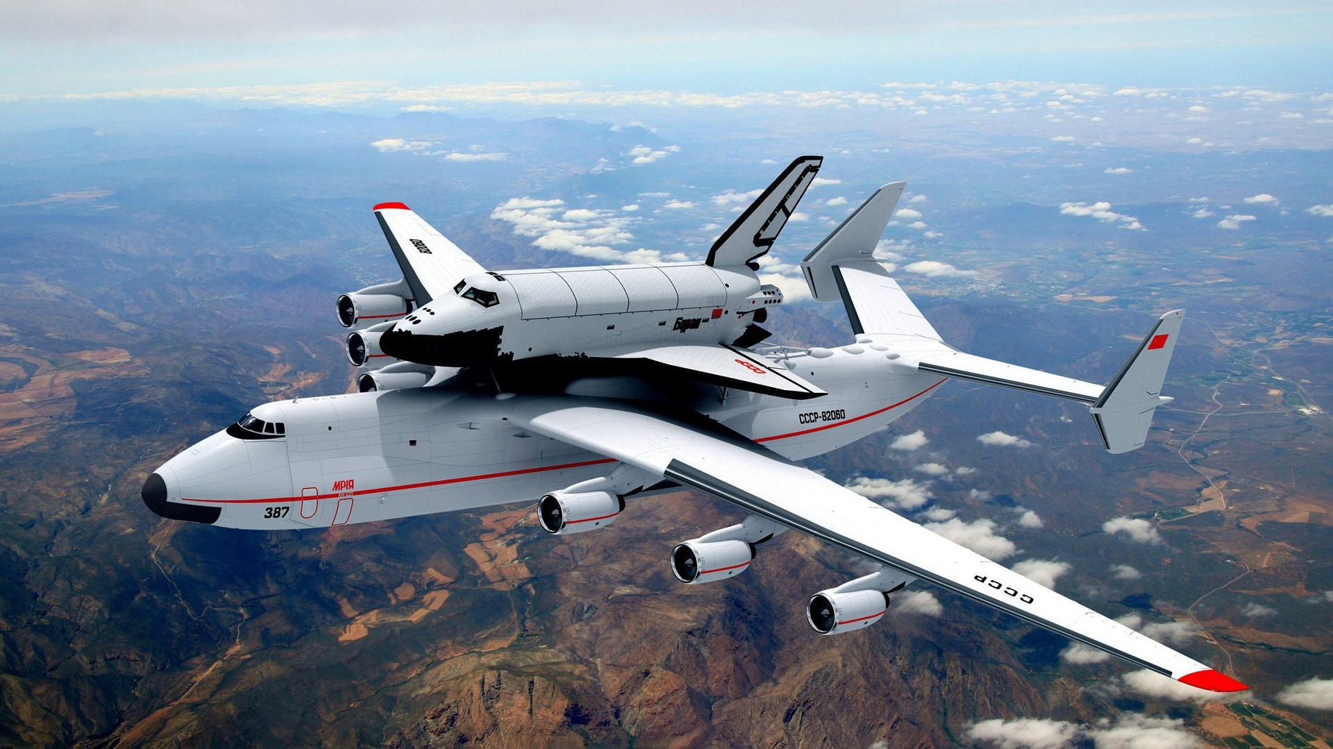 Многоразовый орбитальный корабль «Буран» на самолёте Ан-225 «Мрия».