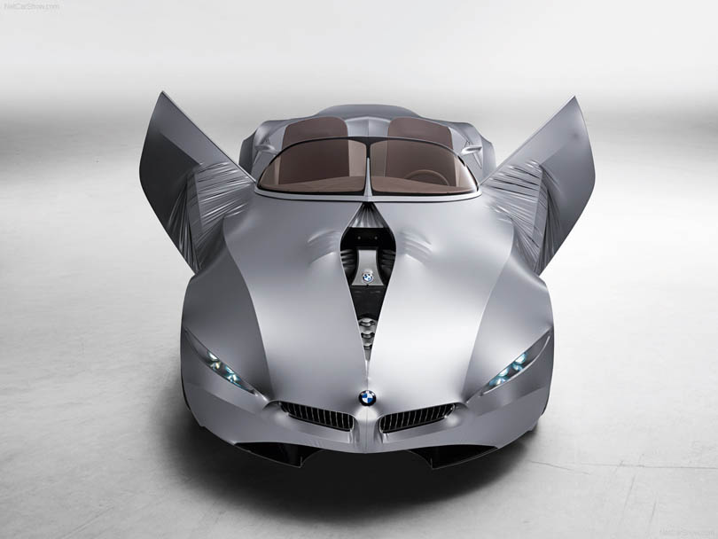 BMW вдохновила Puma на создание новых кроссовок без швов и шнурков