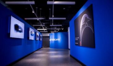 Microsoft открыла первый демонстрационный зал устройств HoloLens во флагманском магазине в Нью-Йорке.