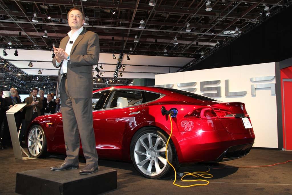 Elon Musk машина