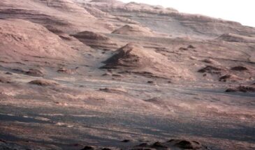 Марсоход Curiosity прислал с Марса высококачественные фотографии