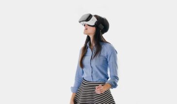 Платформа Gear VR ежемесячно привлекает миллион активных пользователей.
