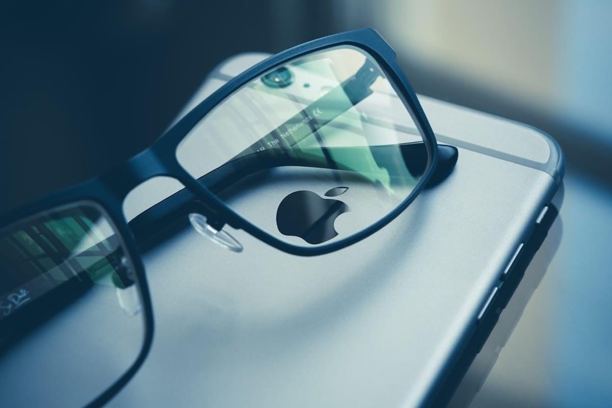 Apple погрузилась в виртуальную реальность