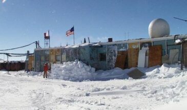 Учёные пробурили ледяной щит над антарктическим озером Восток