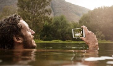 Sony объявила о  старте продаж водозащищённого смартфона Xperia M4 Aqua.