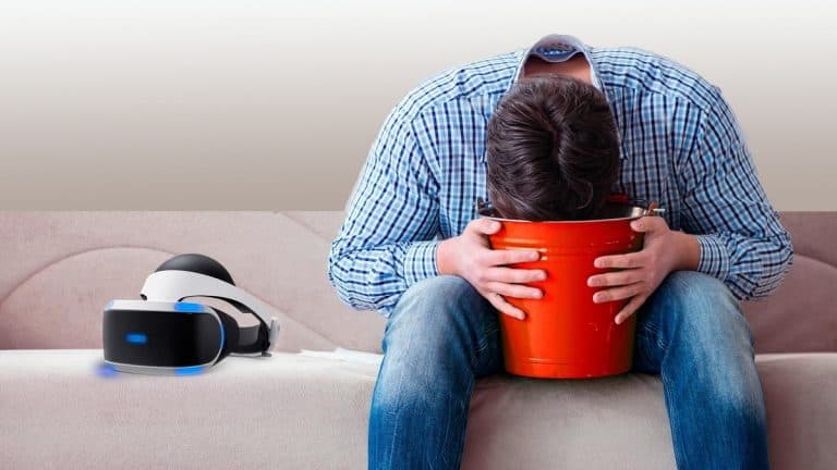 человек держится за голову после vr укачивание смешное