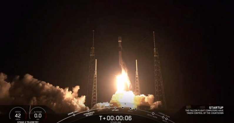 SpaceX запустила на орбиту 60 интернет-спутников Starlink