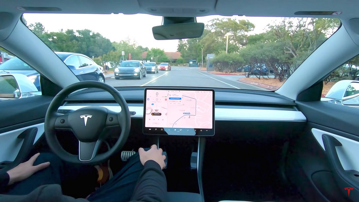 Парадокс Tesla – Зачем понадобился собственный чип для автопилота?