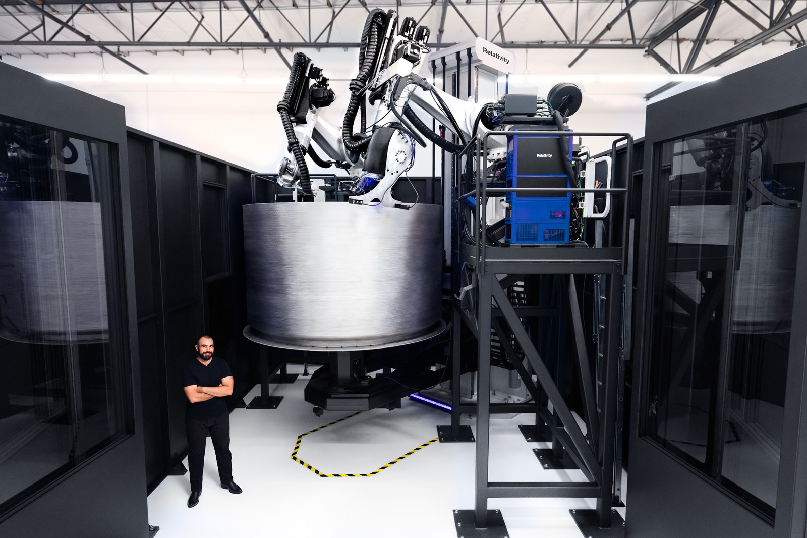 Управляемые ИИ гигантские 3D-принтеры печатают космические ракеты