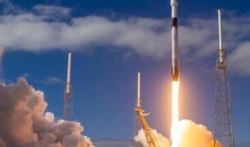 SpaceX запустила на орбиту еще 60 спутников