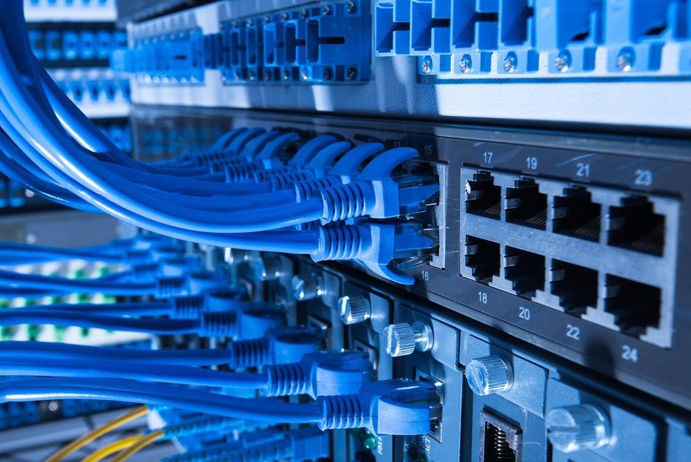 Современные коммутаторы уровня доступа поддерживают Power over Ethernet