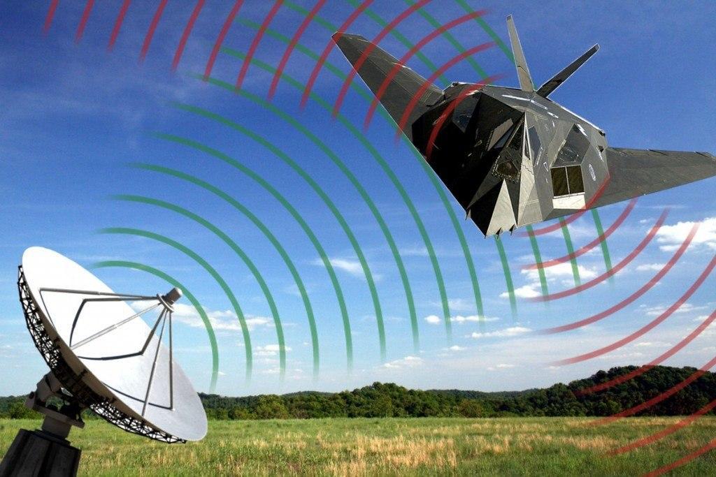 Почему самолёты-невидимки не отражаются на экранах радаров