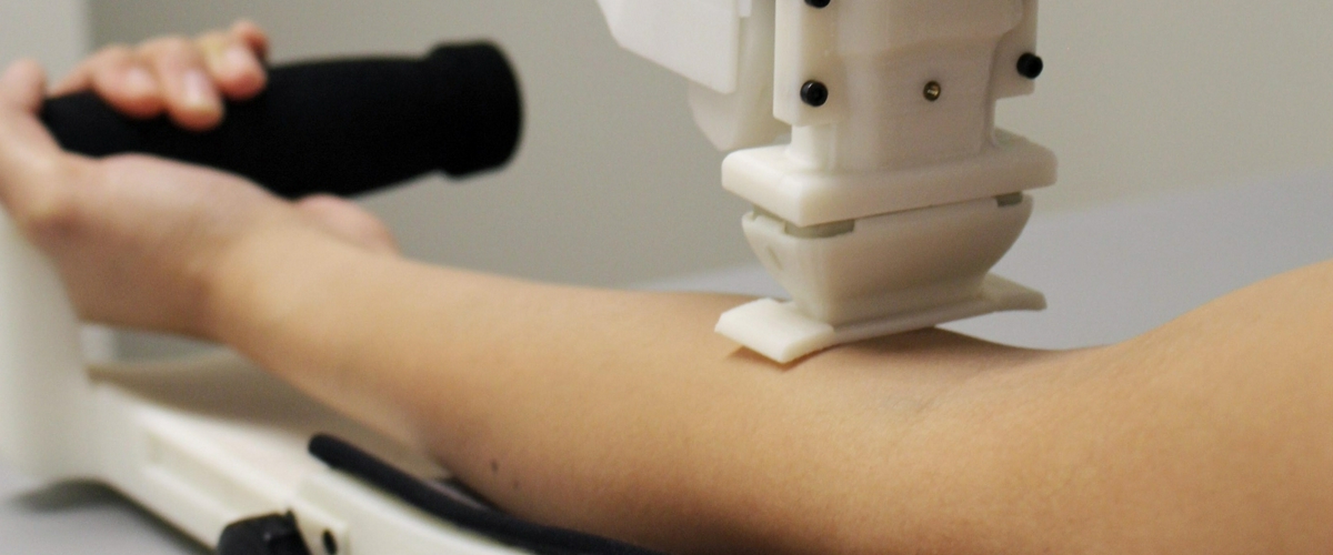 Новый робот берет анализы крови быстрее и безопаснее, чем человек