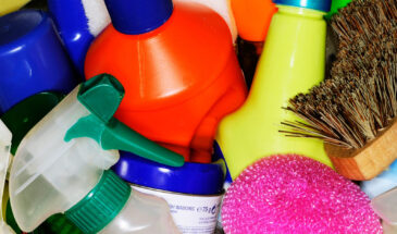 Как правильно очистить и продезинфицировать свои вещи и дом