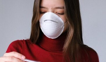 Как ухаживать за детьми, если вы заболели COVID-19