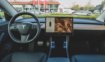 Илон Маск заявил, что Tesla близка к разработке полностью автономного автомобиля