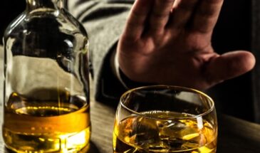 Ученые высчитали количество алкоголя, которое приводит к деменции