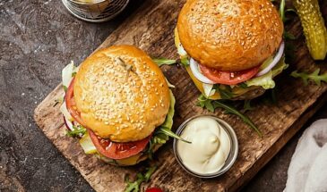 Найдена связь между старением и фастфудом