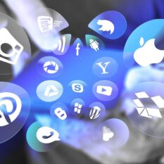 Новая функция Flock в Twitter позволит делиться твитами с 150 «близкими друзьями»