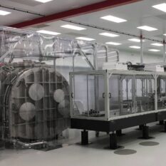 Инженеры из Чехии и США работают над созданием мощнейшего лазера