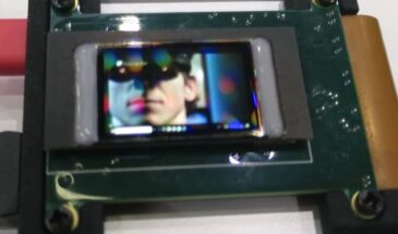 Холдинг «Росэлектроника» выпустил первый российский микродисплей OLED