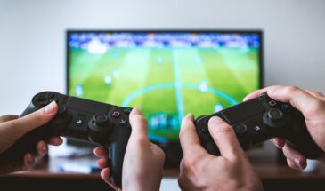 Студия EA разорвет отношения с FIFA и переименует игру