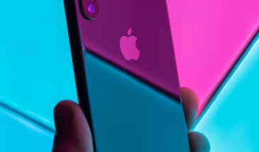 Разработчики придумали пинг-понг для iPhone 14 Pro