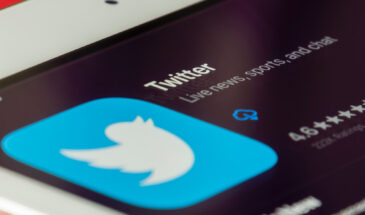 Twitter попросил некоторых уволенных сотрудников вернуться обратно