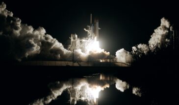 NASA наконец-то запустило сверхтяжелую ракету SLS к Луне