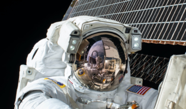 Прогуляйтесь по космосу в прямом эфире вместе с NASA