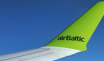 Авиакомпания airBaltic оборудовала самолеты системой Starlink. Пассажирам будет доступен бесплатный выход в интернет