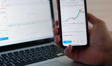 Инвестиционная компания Elliott Management вложила несколько миллиардов долларов в Salesforce