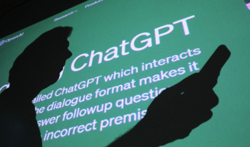 Аудитория нейросетей сократилась