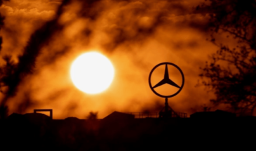 Mercedes-Benz отключил российских дилеров от своего ПО