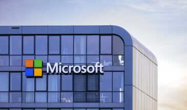 Microsoft разрабатывает серверное оборудование для ИИ