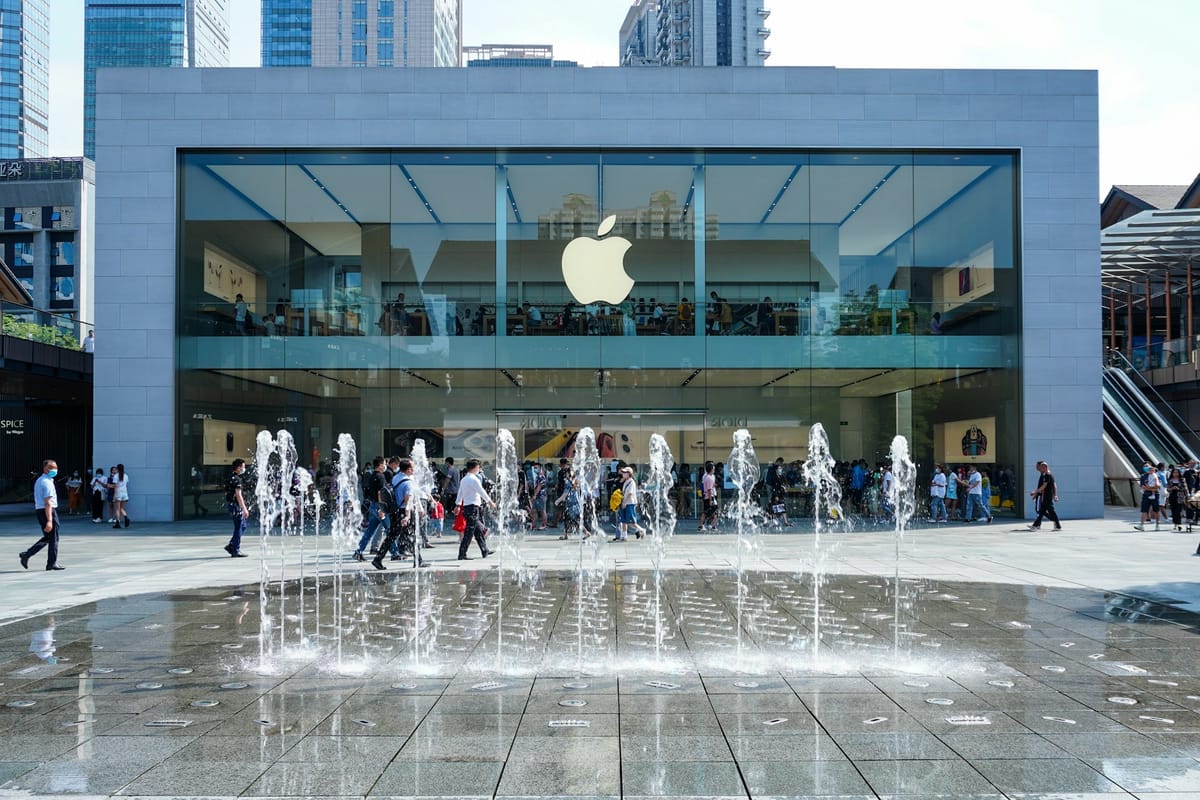 Белый хакер украл у Apple $2,5 млн