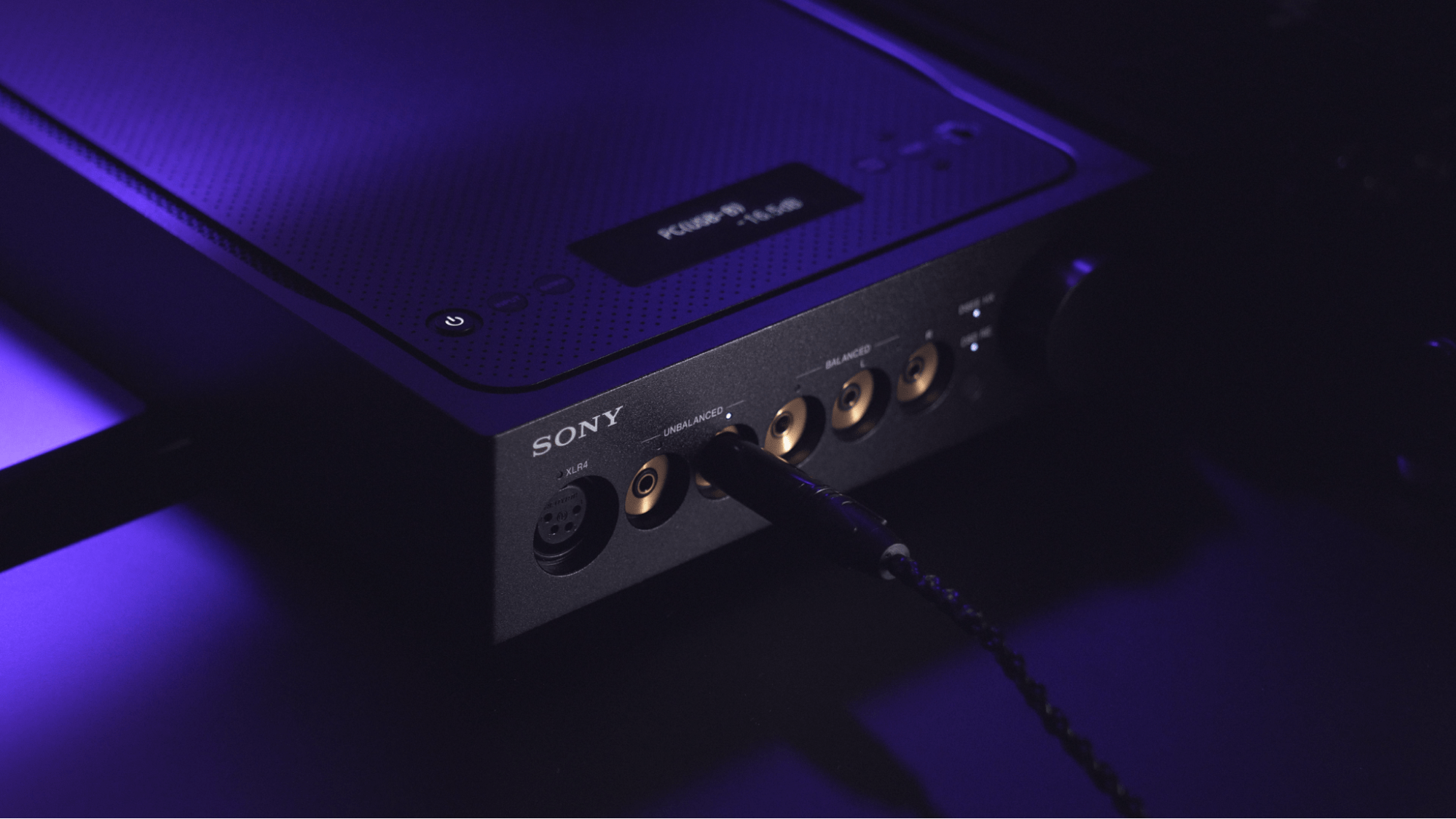  Sony TA-ZH1ES