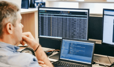 Спрос на специалистов по кибербезопасности в России вырос почти на 50%