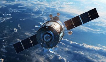 К 2030 году в России планируют запустить спутниковую систему квантовой связи