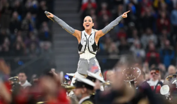 Кэти Перри отправится в космос с женским экипажем на ракете Blue Origin