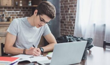 Сбер, РЭШ и Сколтех запускают магистратуру «Искусственный интеллект и финансовые технологии»