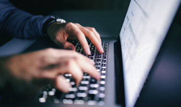 Разработчики просят смягчить требования для включения в реестр российского ПО