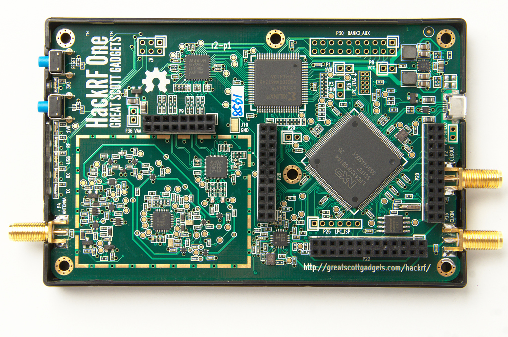 HackRF One — инструмент для работы с радиочастотами
