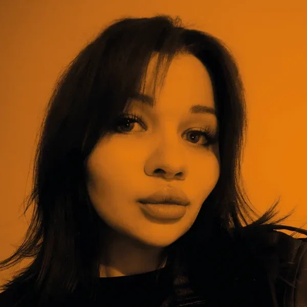 Элиза Новикова