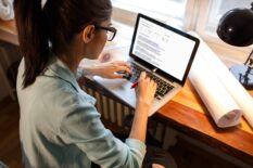 Каждый пятый сотрудник сталкивается со сбоями корпоративных сервисов